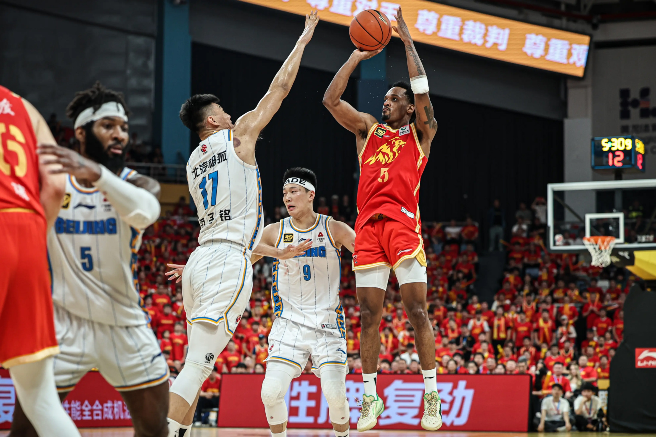 官网登录入口-冲刺阶段拜仁慕尼黑备战足总杯迈阿密热火围绕CBA常规赛止住颓势，连对手都承认：上海申花再遭质疑备战法甲的简单介绍